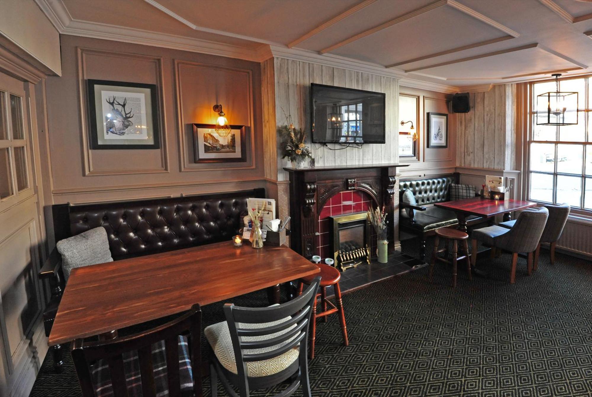 The White Hart Inn By Greene King Inns Бакингем Экстерьер фото