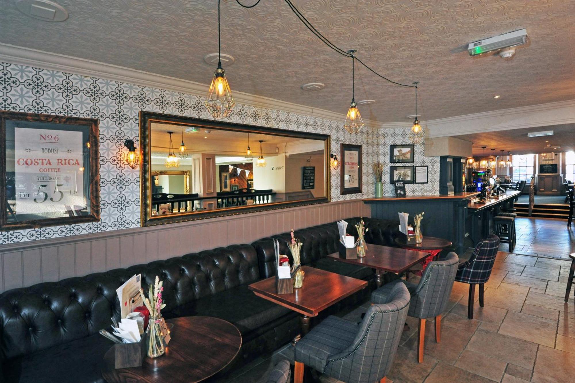 The White Hart Inn By Greene King Inns Бакингем Экстерьер фото