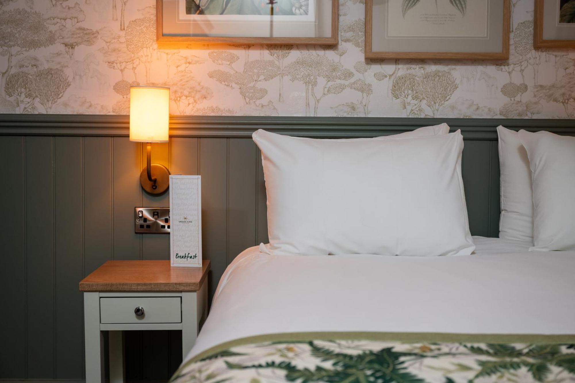 The White Hart Inn By Greene King Inns Бакингем Экстерьер фото